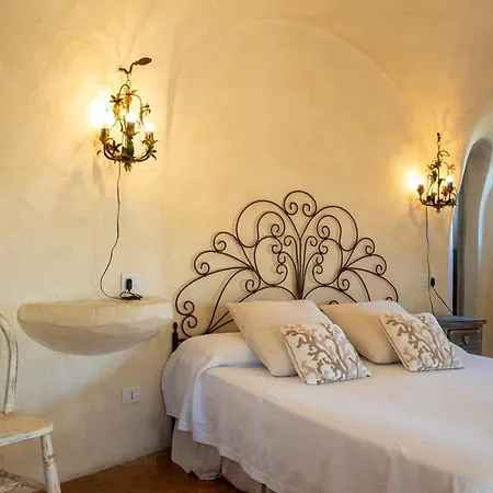 Lussuosa Con Piscina Opera Dell'arch.couelle Villa *