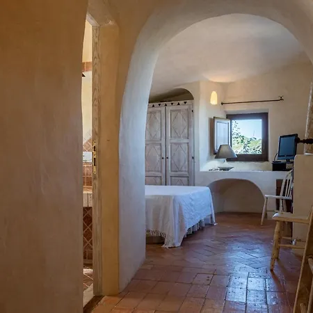Villa Lussuosa Con Piscina Opera Dell'arch.couelle