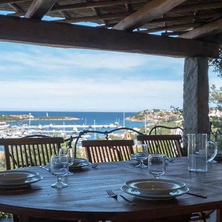 Lussuosa Con Piscina Opera Dell'arch.couelle * Porto Cervo