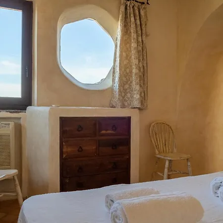 Lussuosa Con Piscina Opera Dell'arch.couelle Willa Porto Cervo