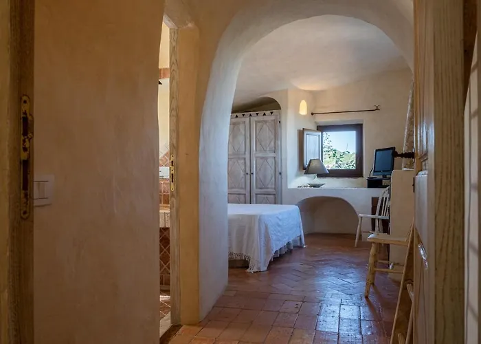 Villa Lussuosa Con Piscina Opera Dell'arch.couelle